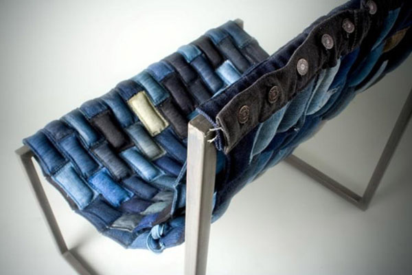 做个椅子，放在院子，看书赏月