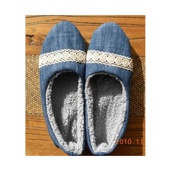 鞋子很暖很舒适