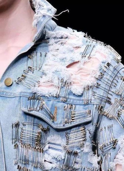 重金属感的外套哦